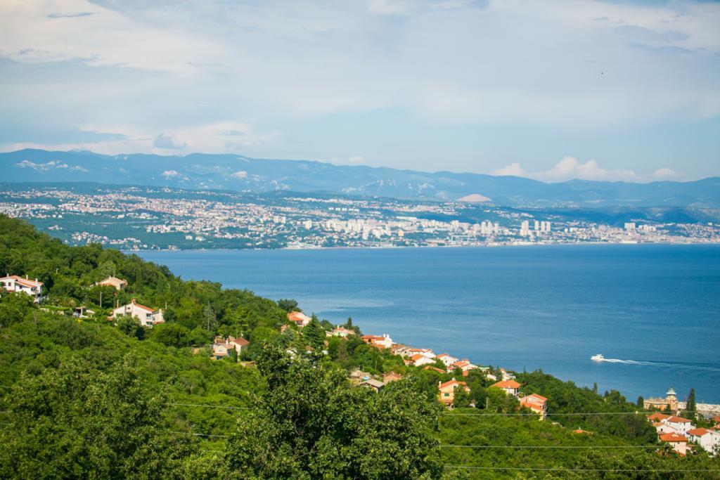 Guesthouse Gauss Опатия Екстериор снимка